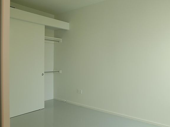 5th image of 1107 Venice Blvd #308