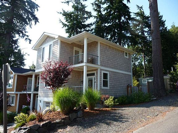 2nd image of 9380 NE Seaview Ave