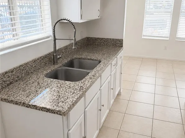 5354 E Lake Mead Blvd APT B, Las Vegas, NV 89156