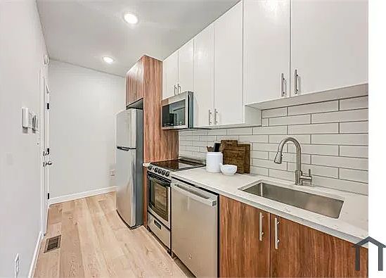 1st image of 4220 Mantua Ave #B25