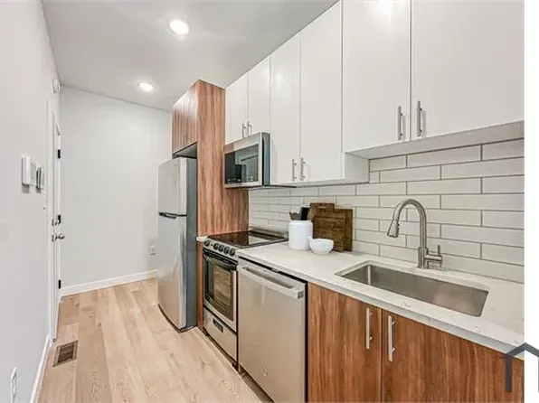 4220 Mantua Ave #B25, Philadelphia, PA 19104