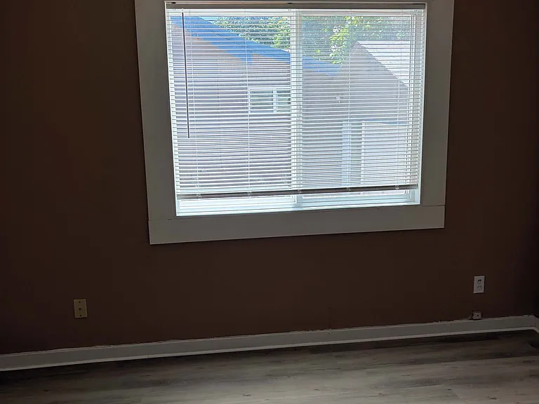 525 Pioneer Rd #2 — Photo 3