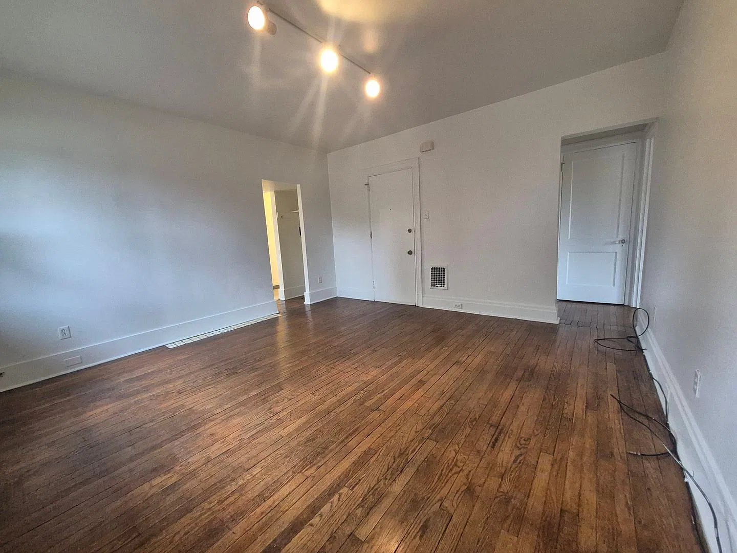 125 N. Homewood Avenue — Photo 3