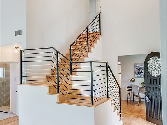 3rd image of 575 24th St
