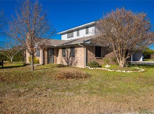206 Juniper Cove Rd, Whitney, TX 76692