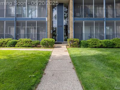 16591 Middlebelt Rd #4, Livonia, MI, 48154