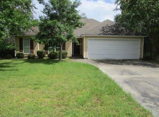 72 Eleanor Pl, Ray City, GA 31645