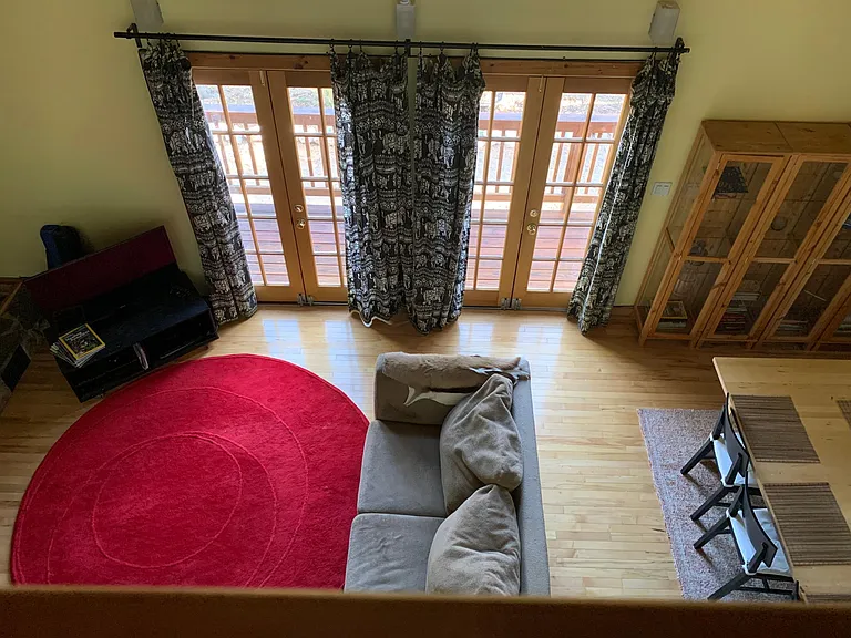 Ivins Dr — Photo 2