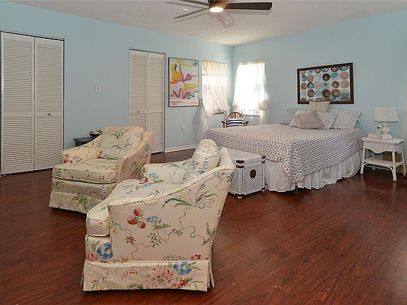 5th image of 2675 Sabal Springs Cir APT 105