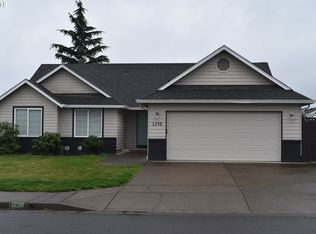 1240 Winery Ln, Eugene, OR