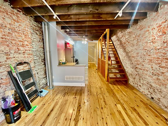 5th image of 2027 S Watts St