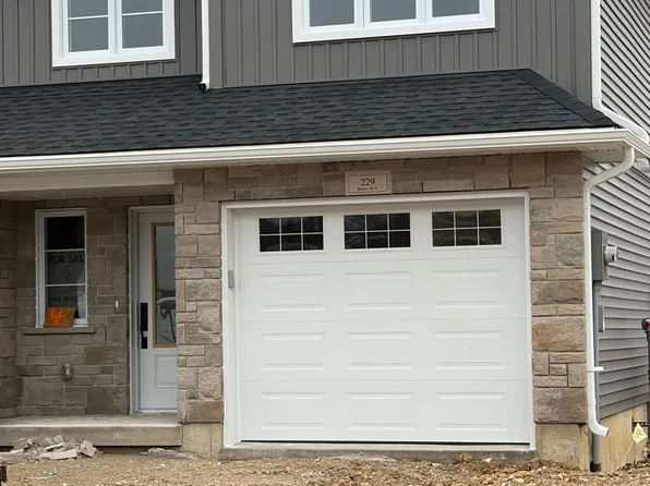 229 Bruce St S #4, West Grey, ON N0G 1R0