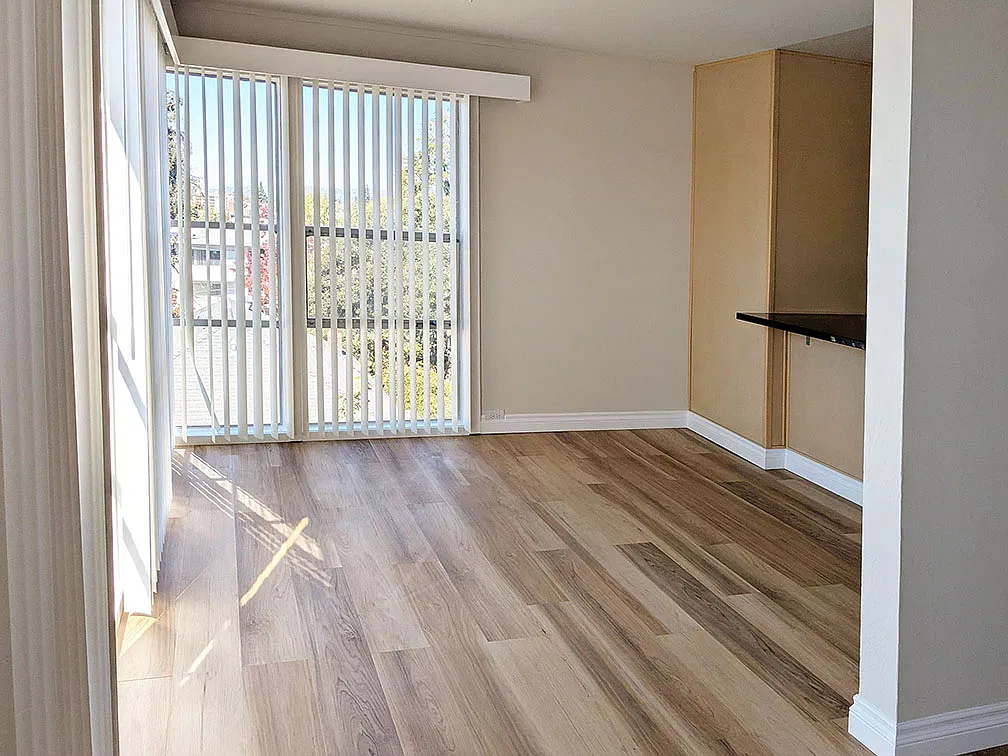 2 bed, 1032 sqft, $2,800 — Photo 3