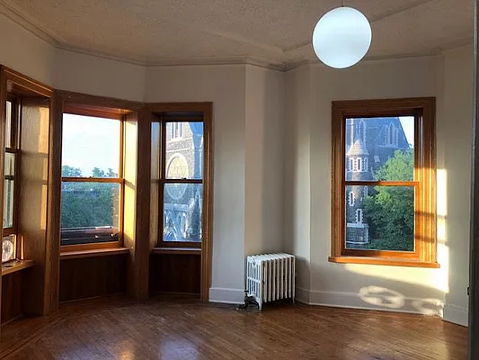 Rented by Compass | media 9