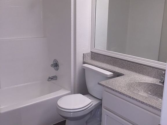 4th image of 380 N Catalina Ave APT 10