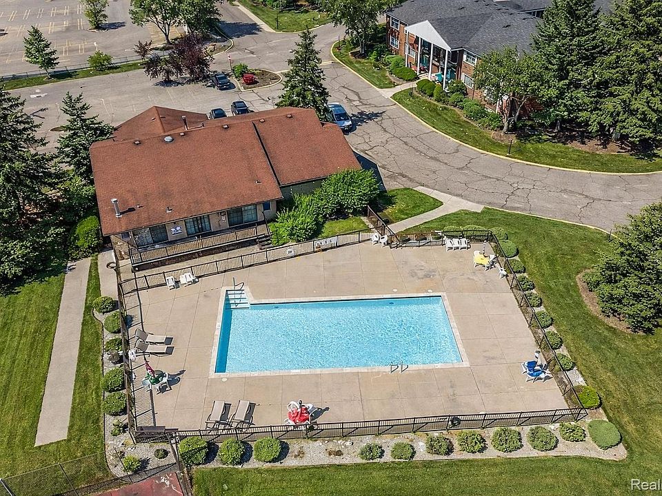 1st image of 30050 Wildbrook Dr APT 203