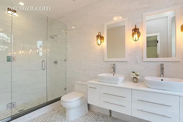 Sold by Corcoran | media 32