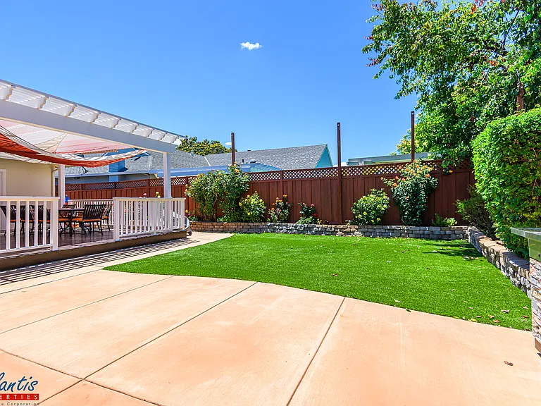 3069 Alexander Ave — Photo 18