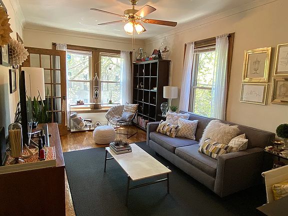 3rd image of 520 W Belden Ave #C2