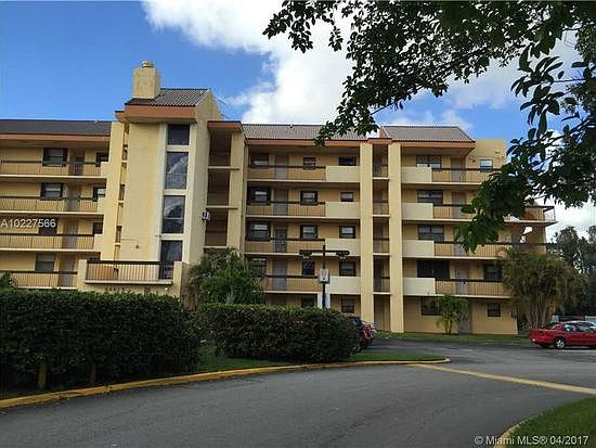 2nd image of 8881 Fontainebleau Blvd APT 204