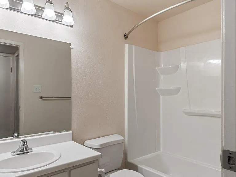 The Greens at Westgate Apartment Homes — Photo 6