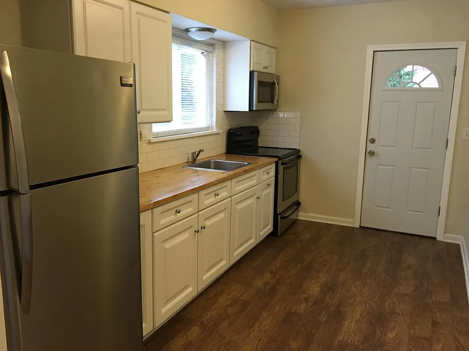 3712 Linden Ave #2
