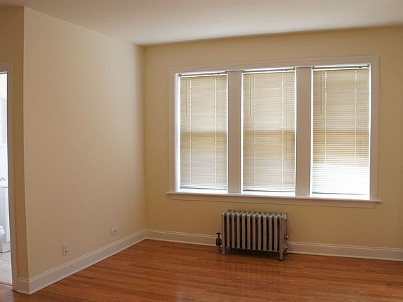 4th image of 2600 N Kimball Ave APT 312