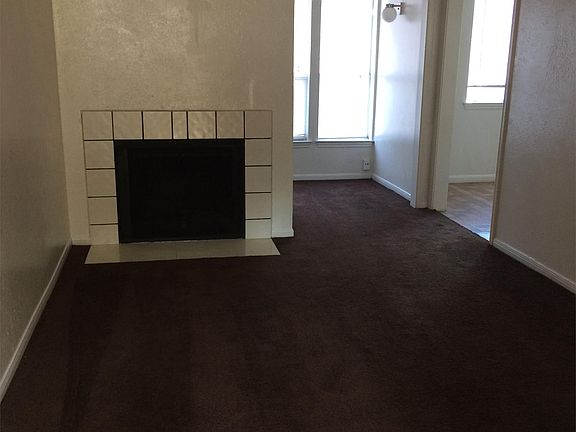 4th image of 115 Lake Meadows Dr