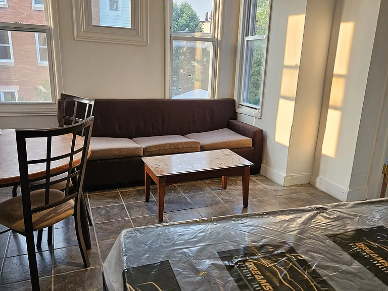 2843 Saint Paul St #2 — Photo 8