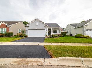 3206 Hutchinson Ln, Mundelein, IL 60060