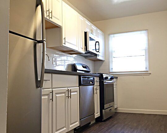 2nd image of 1249 N Edgemont St #14A