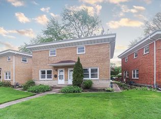 419 S Elmhurst Rd, Mount Prospect, IL 60056