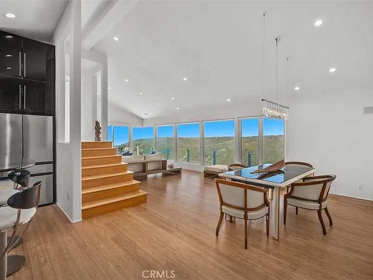 1415 Skyline Dr — Photo 5