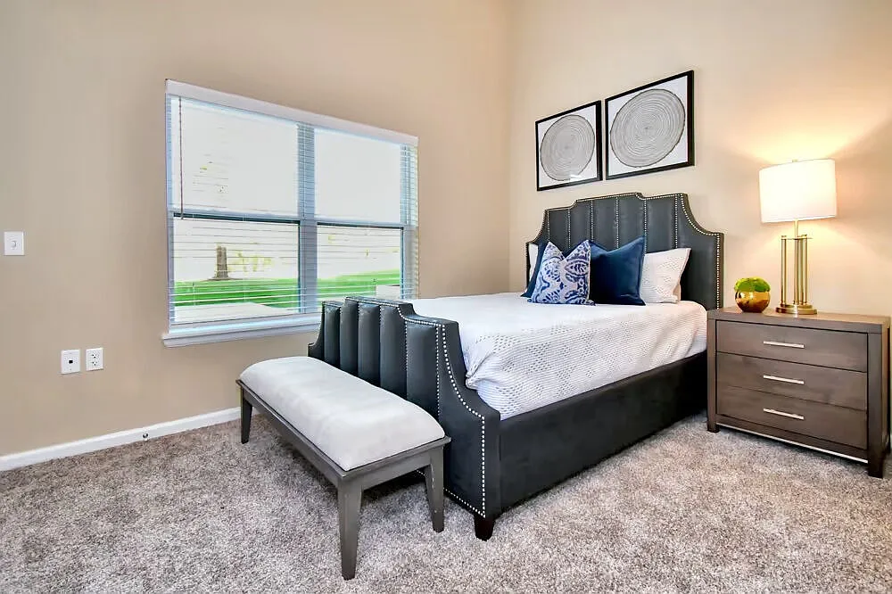 Hickory Trails Apartments — Photo 3