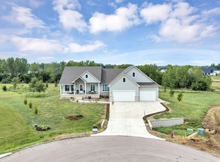 429 Cedar Point Ct, Derby, KS 67037