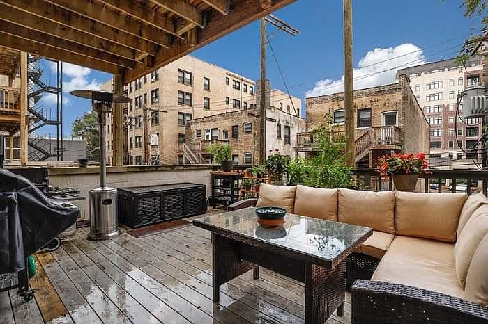 1st image of 436 W Belmont Ave APT 204