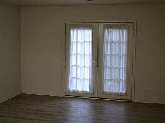 2nd image of 342 Jackson St