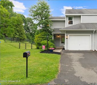 41 Heyden Road, Troy, NY, 12180