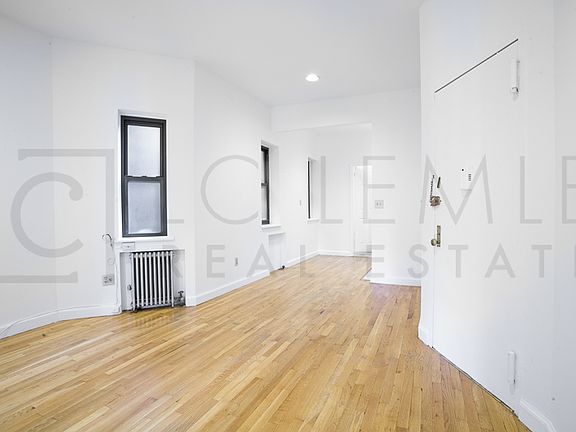 5th image of 1592 2nd Ave APT 4B