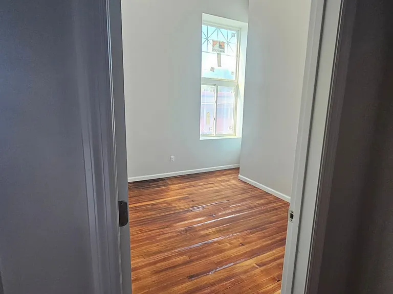 6 N Main St #107D — Photo 5