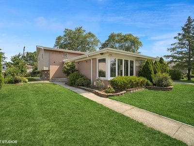 7618 Beckwith Rd, Morton Grove, IL, 60053