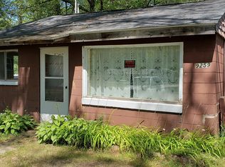 9259 E 36th St, Newaygo, MI 49337
