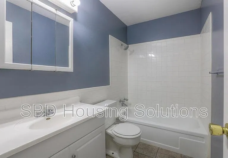 701 NE Columbus St #A — Photo 6
