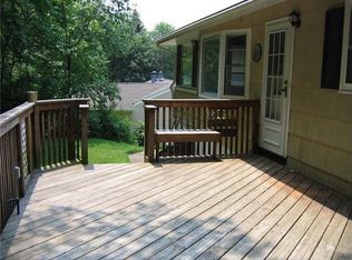 153 Page Dr, Oakland, NJ 07436