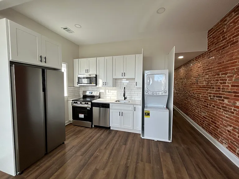 1042 Edmondson Ave #2 — Photo 6