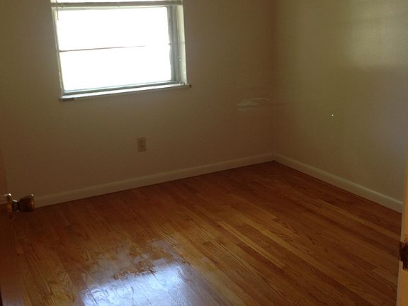 4th image of 203 N 7th St #A