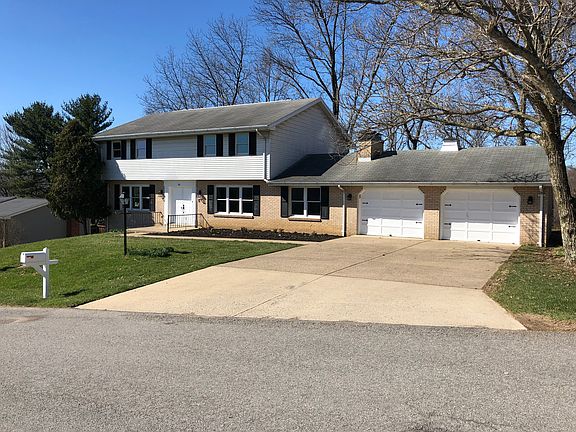 2nd image of 141 Valley Dr