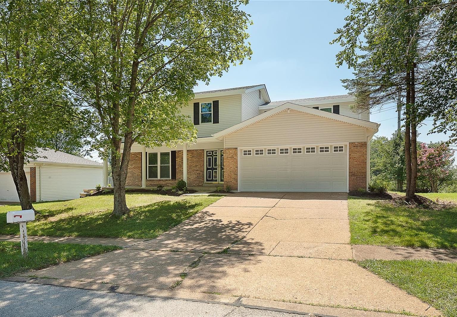 622 Showplace Ct, Ballwin, MO 63021 Zillow
