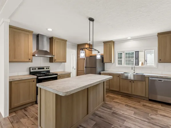 1300 Schillinger Rd S #B18, Mobile, AL 36695