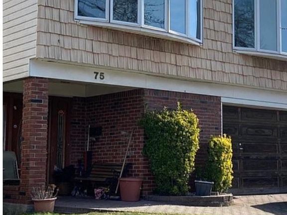 4th image of 75 Muller Ave